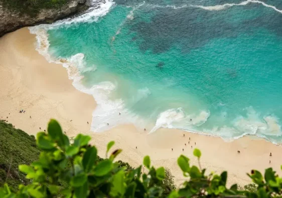 Hidden Gem Indonesia yang Cocok untuk Pecinta Petualangan